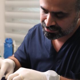 یکی از بهترین جراحان عمل زیبایی گوش (اتوپلاستی)